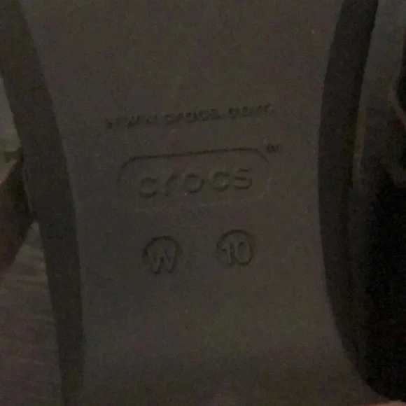 CROCS Women's Sarah Suede Buckle Slip on Mules Clogs  heels Brown Women … - Picture 8 of 10